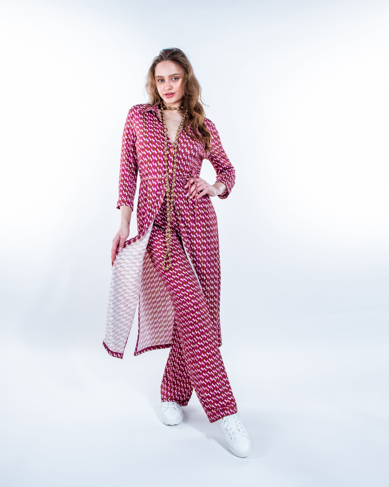 vestido-abrigo de licra elástico estampado geométrico