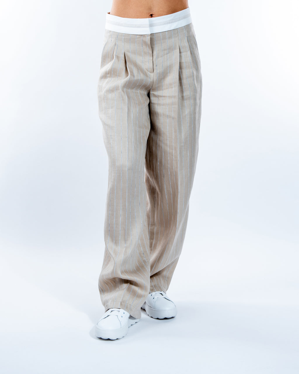 Pantalón ancho de hilo diplomático con cinturilla ancha