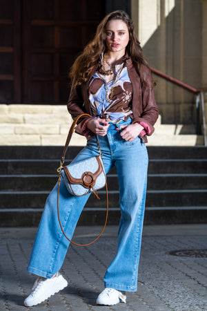 Jeans ancho bolsillos delante